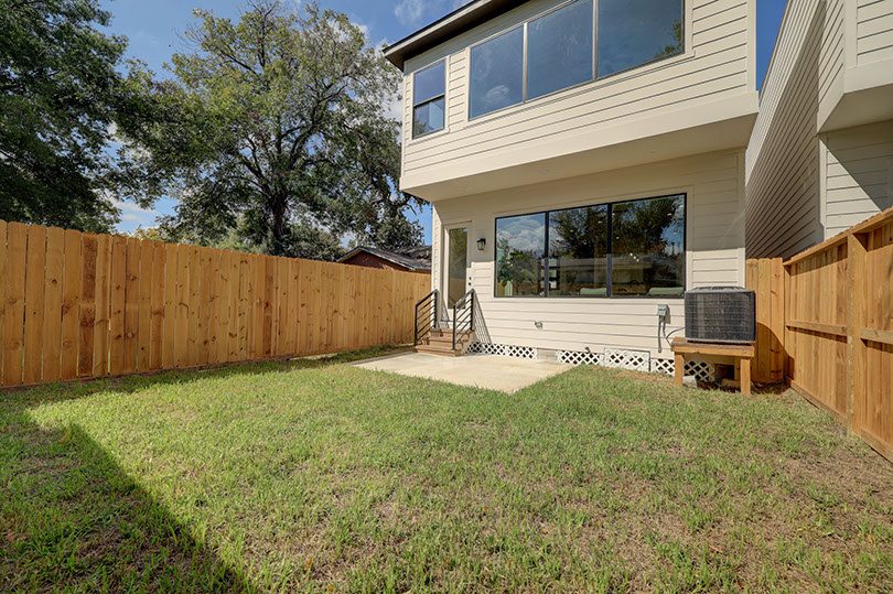 Amundsen 126 — Two Townhouses — project photo